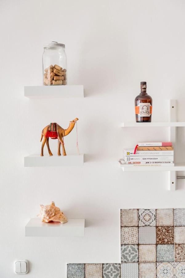 Relax Into Loft Living At A Light-Filled City Escape ブダペスト エクステリア 写真